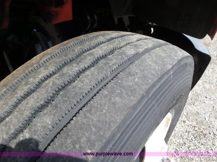 image for item L6824 2010 Freightliner Business Class M2 semi truck