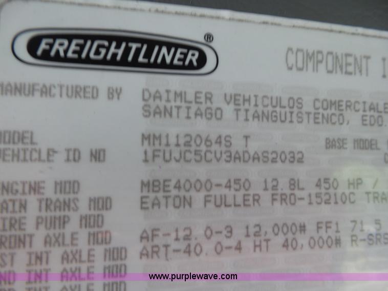 image for item L6824 2010 Freightliner Business Class M2 semi truck