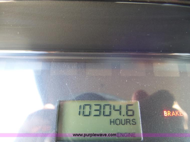 image for item L6825 2009 Freightliner Business Class M2 semi truck