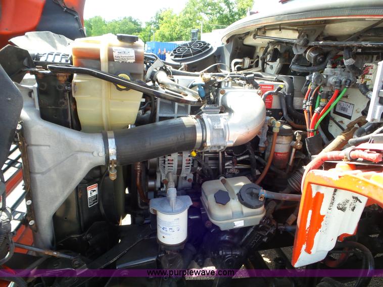 image for item L6825 2009 Freightliner Business Class M2 semi truck