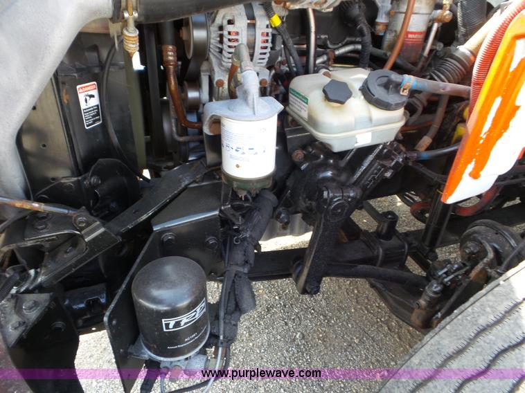 image for item L6825 2009 Freightliner Business Class M2 semi truck