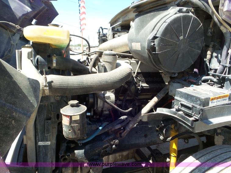 image for item L6829 2003 Sterling A9500 semi truck