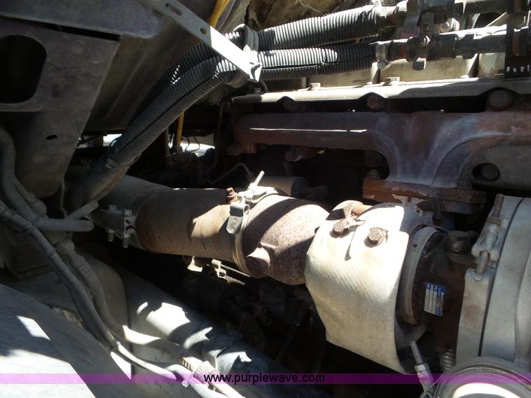 image for item L6829 2003 Sterling A9500 semi truck