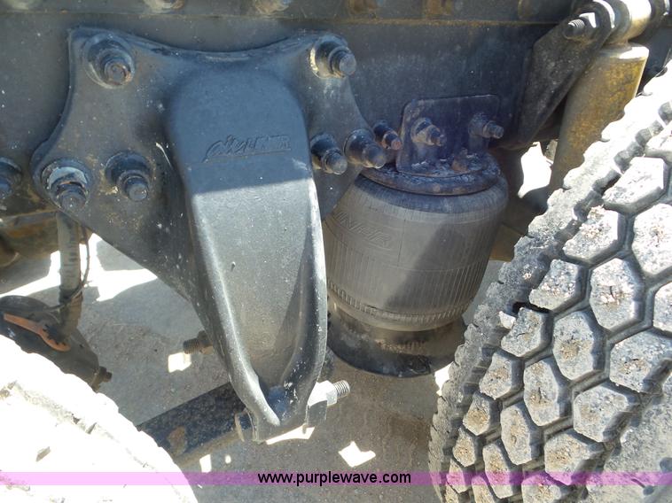 image for item L6829 2003 Sterling A9500 semi truck