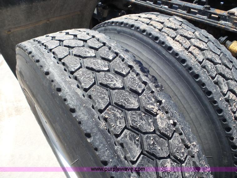 image for item L6829 2003 Sterling A9500 semi truck