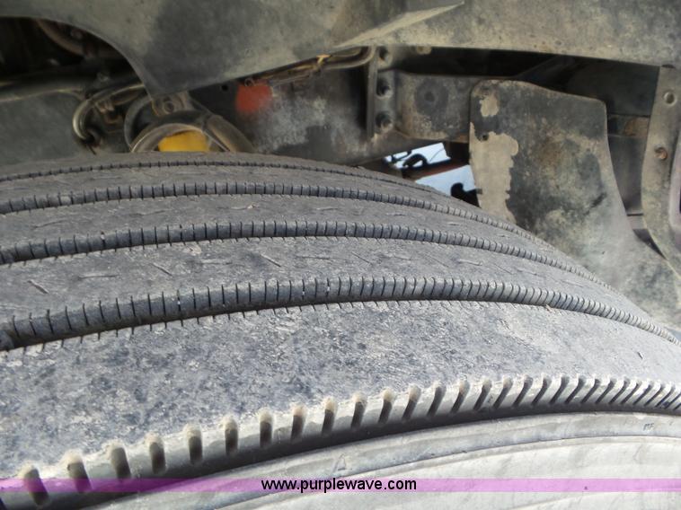 image for item L6829 2003 Sterling A9500 semi truck