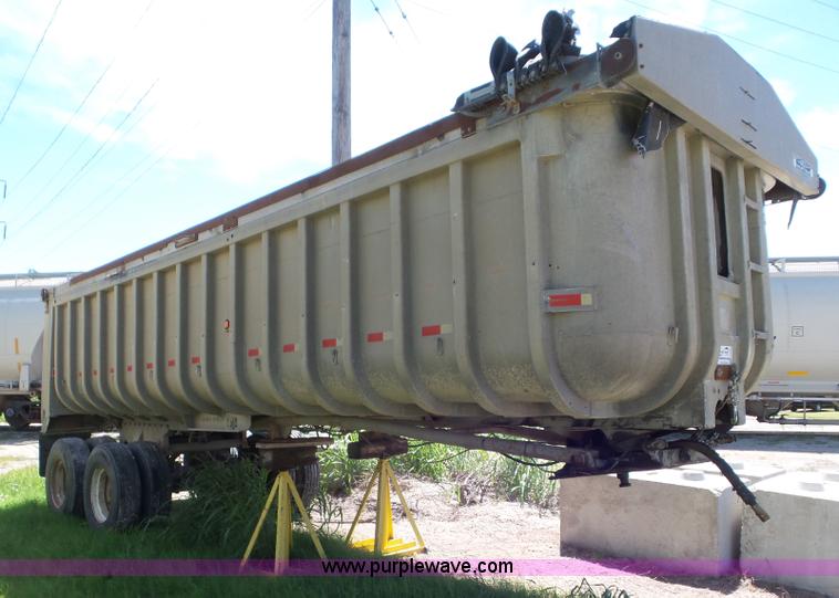 image for item L6830 1974 Fruehauf end dump trailer