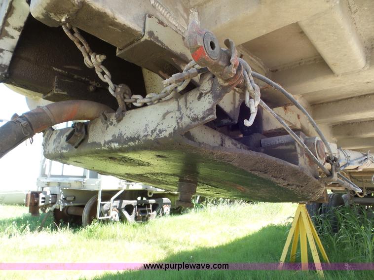 image for item L6830 1974 Fruehauf end dump trailer