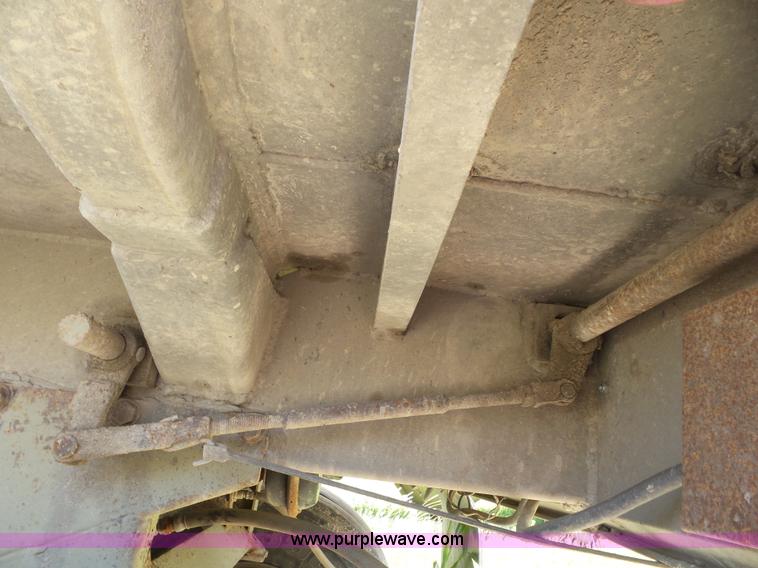 image for item L6830 1974 Fruehauf end dump trailer