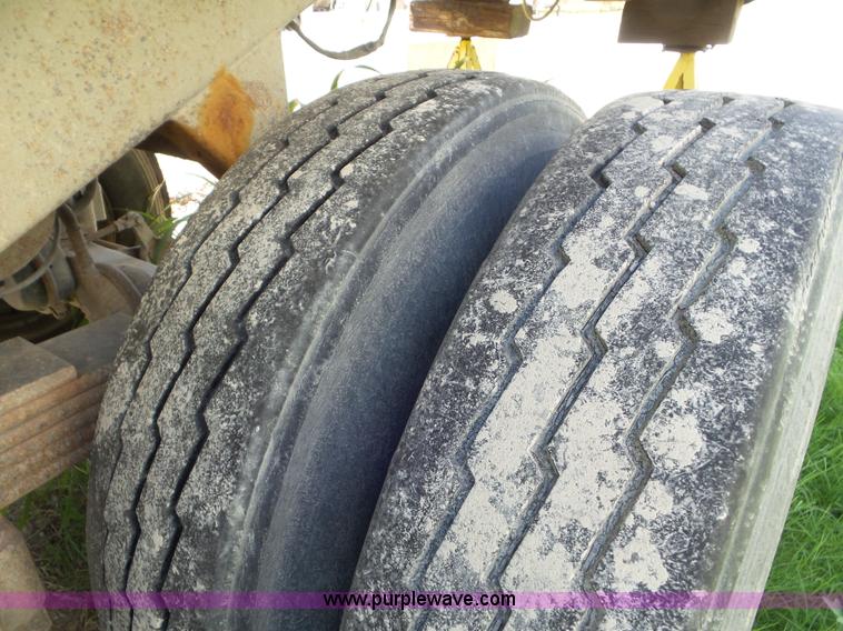 image for item L6830 1974 Fruehauf end dump trailer