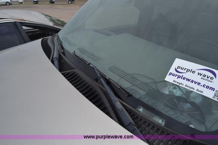 image for item K2883 2002 Chevrolet Tahoe SUV