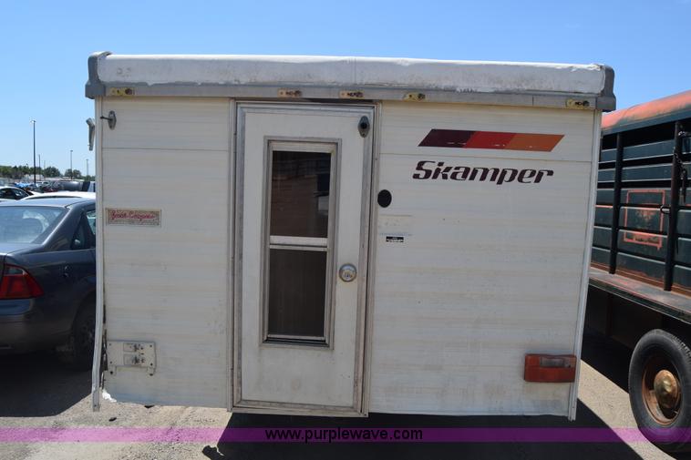 image for item K2884 1995 Ford F150 pickup truck