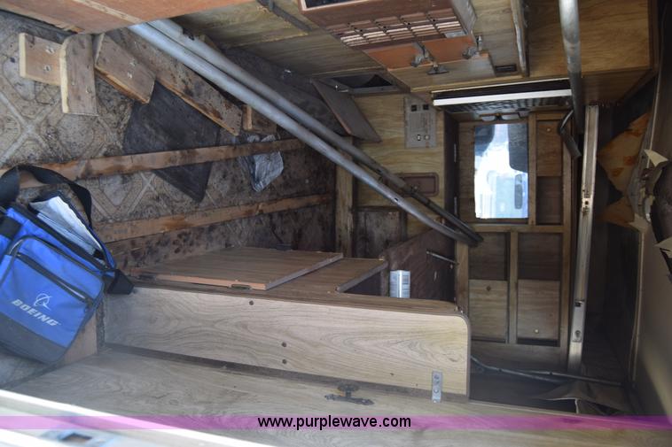 image for item K2884 1995 Ford F150 pickup truck