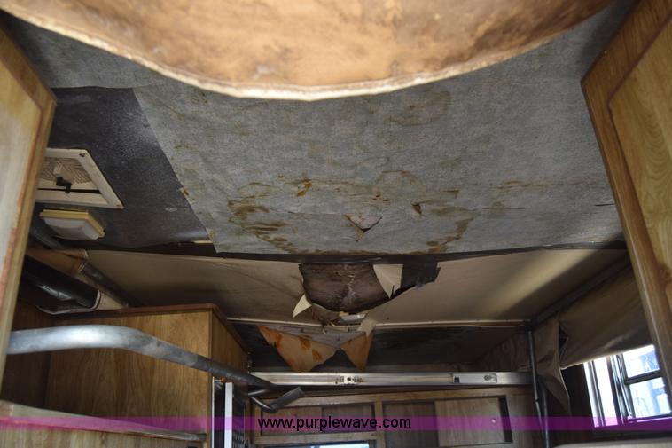 image for item K2884 1995 Ford F150 pickup truck