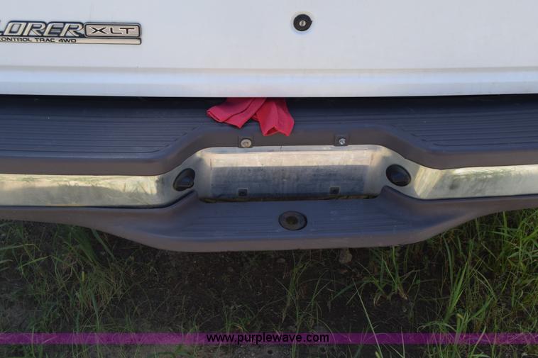 image for item K2885 1997 Ford Explorer SUV