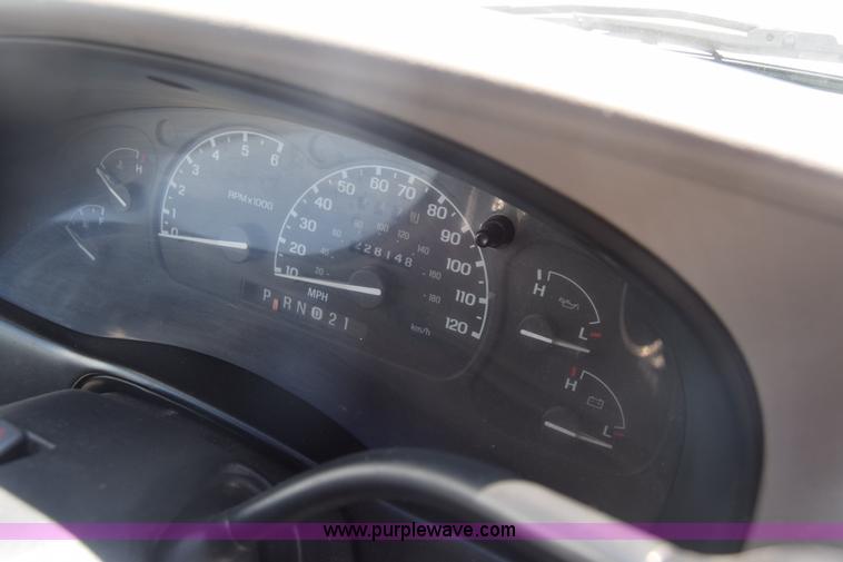 image for item K2885 1997 Ford Explorer SUV