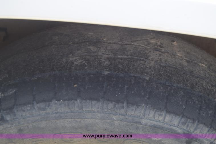 image for item K2885 1997 Ford Explorer SUV