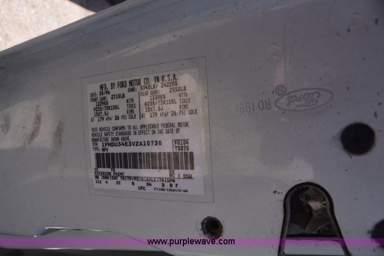 image for item K2885 1997 Ford Explorer SUV