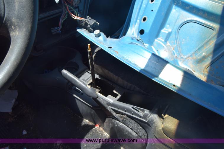 image for item K2887 1999 Chevrolet Cavalier