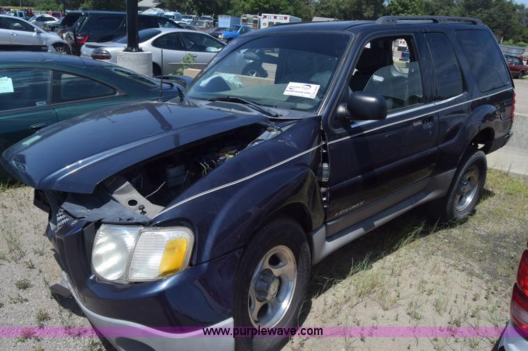 image for item K2889 2001 Ford Explorer SUV