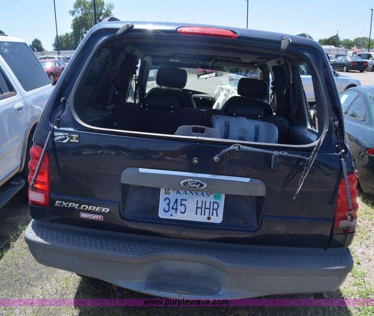 image for item K2889 2001 Ford Explorer SUV