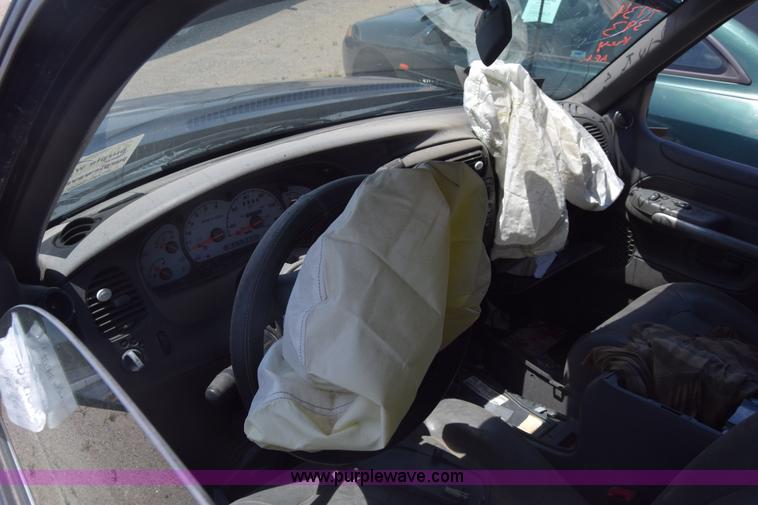 image for item K2889 2001 Ford Explorer SUV