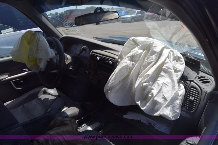 image for item K2889 2001 Ford Explorer SUV