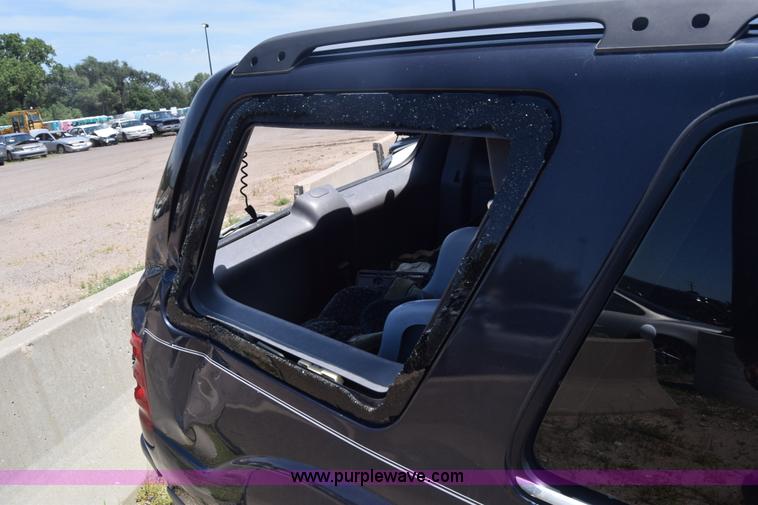 image for item K2889 2001 Ford Explorer SUV