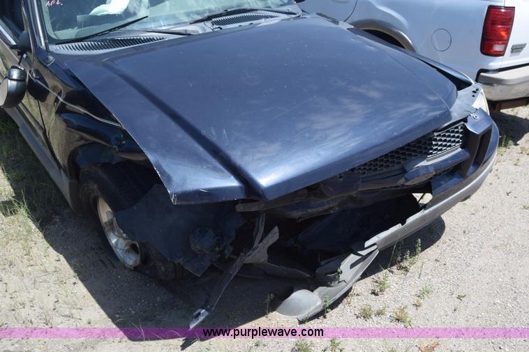 image for item K2889 2001 Ford Explorer SUV