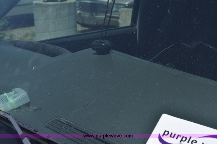 image for item K2890 2004 GMC Sierra 1500 Ext. Cab pickup truck