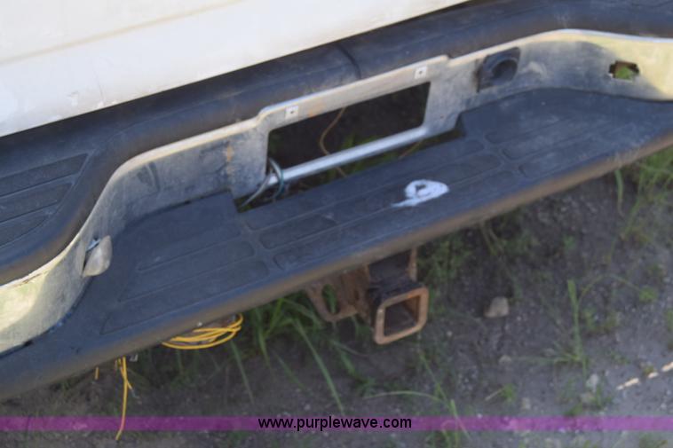 image for item K2890 2004 GMC Sierra 1500 Ext. Cab pickup truck