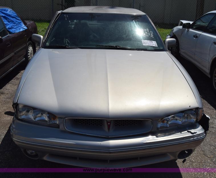 image for item K2900 1998 Pontiac Bonneville