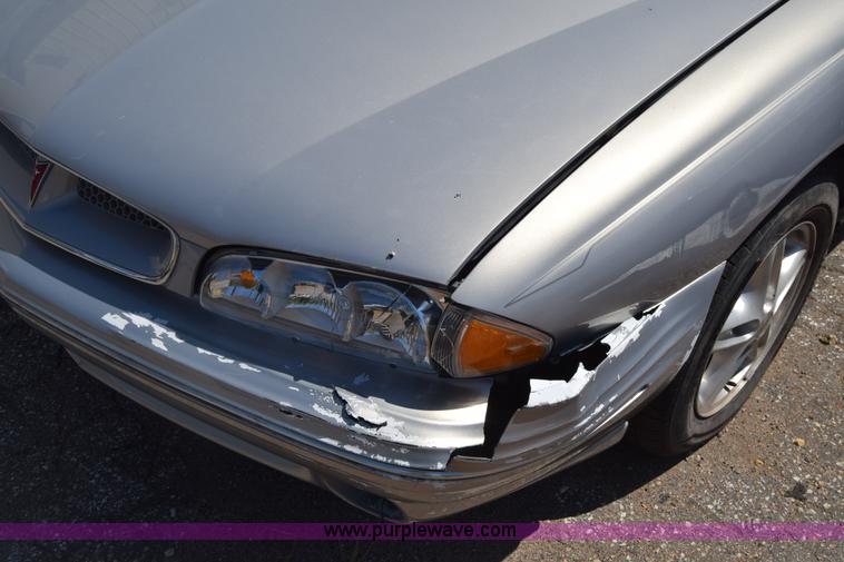 image for item K2900 1998 Pontiac Bonneville