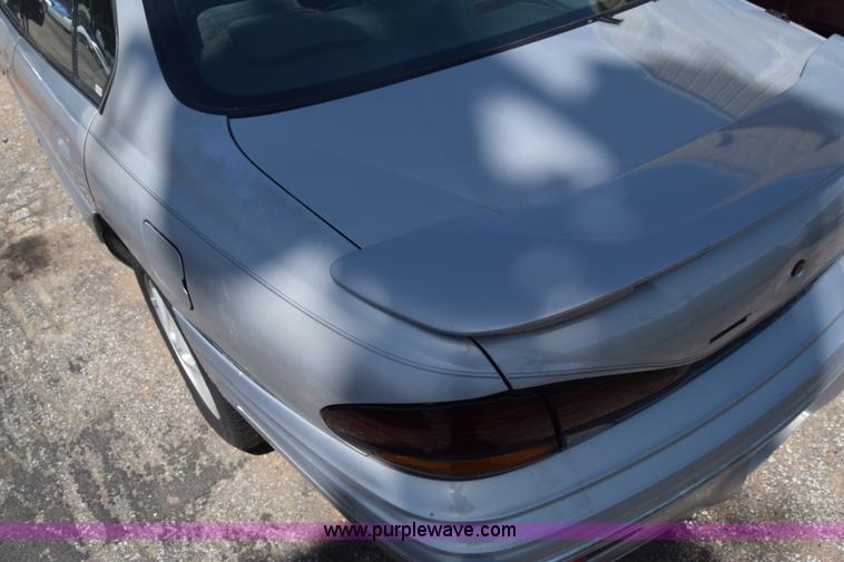 image for item K2900 1998 Pontiac Bonneville