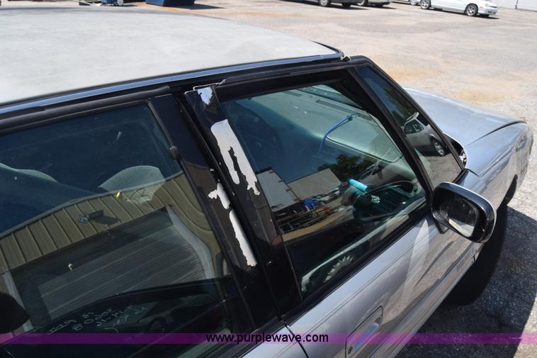 image for item K2900 1998 Pontiac Bonneville