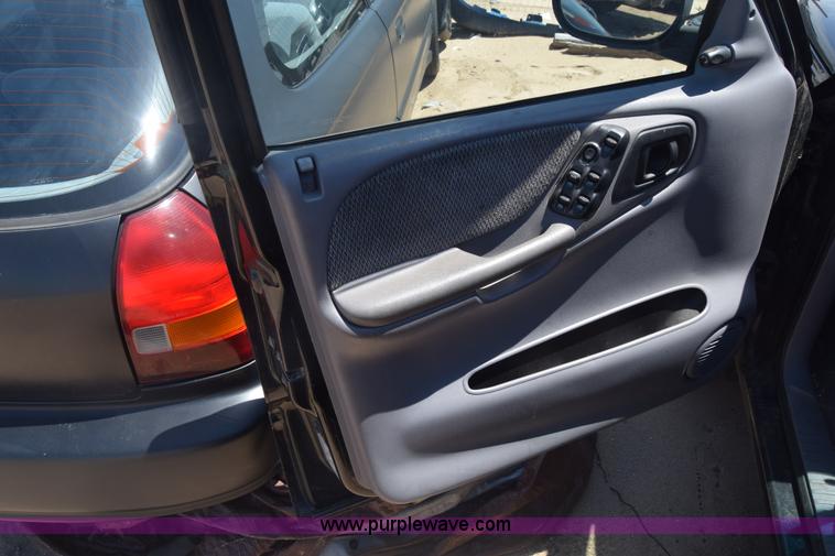 image for item K2904 1999 Dodge Durango SUV