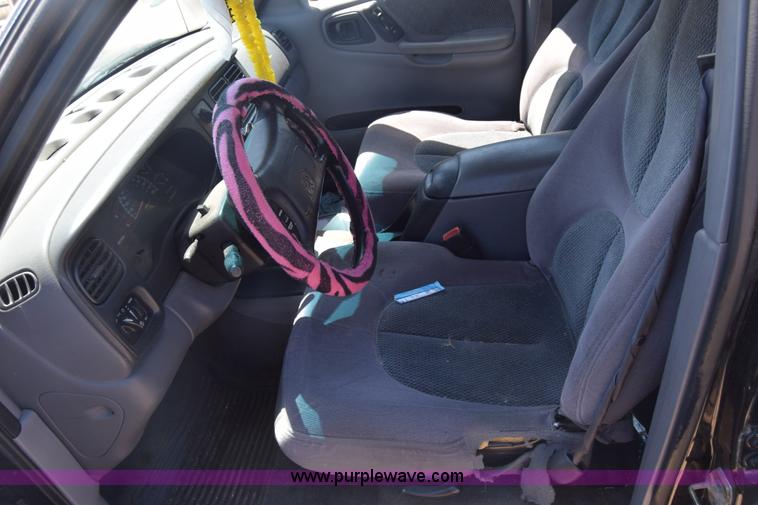 image for item K2904 1999 Dodge Durango SUV