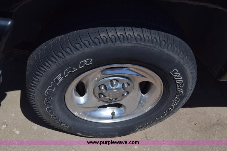 image for item K2904 1999 Dodge Durango SUV