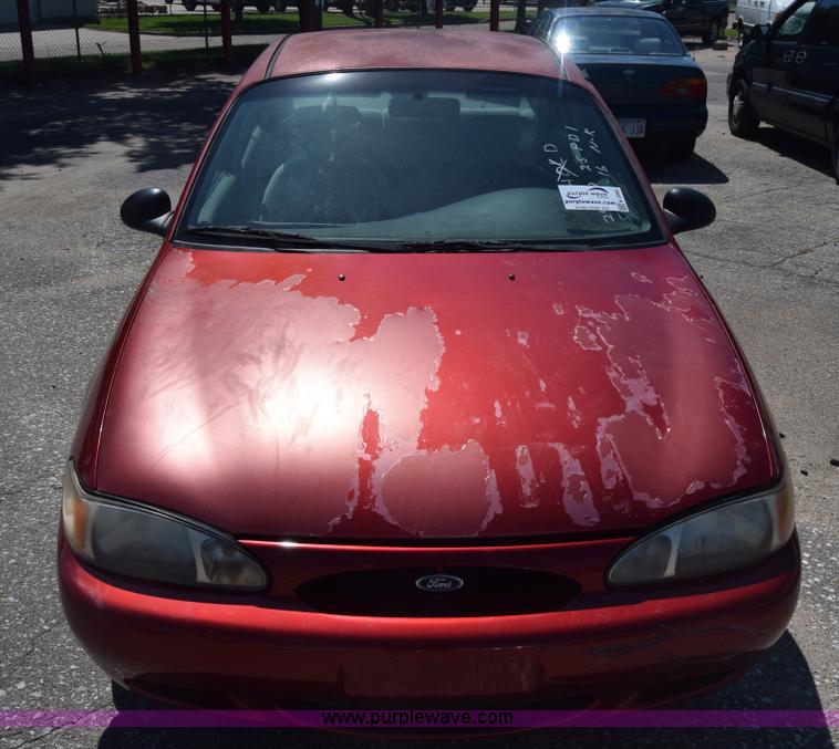 image for item K2905 2000 Ford Escort