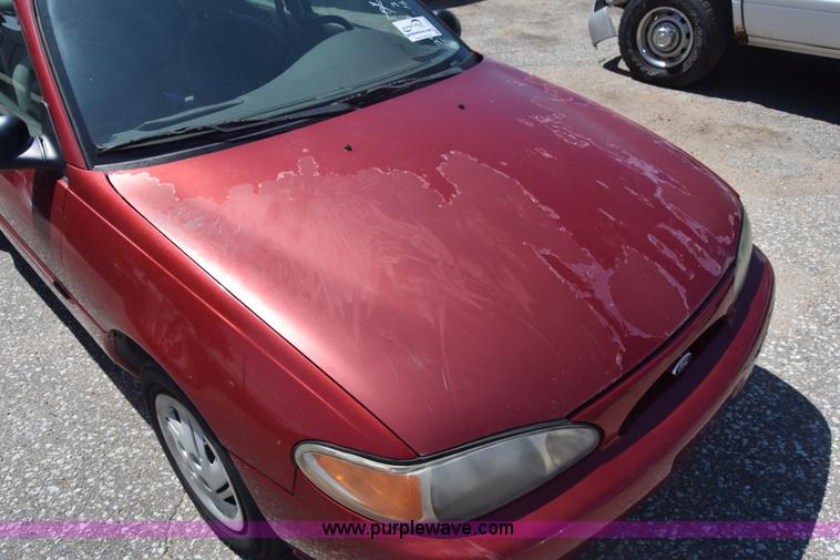 image for item K2905 2000 Ford Escort