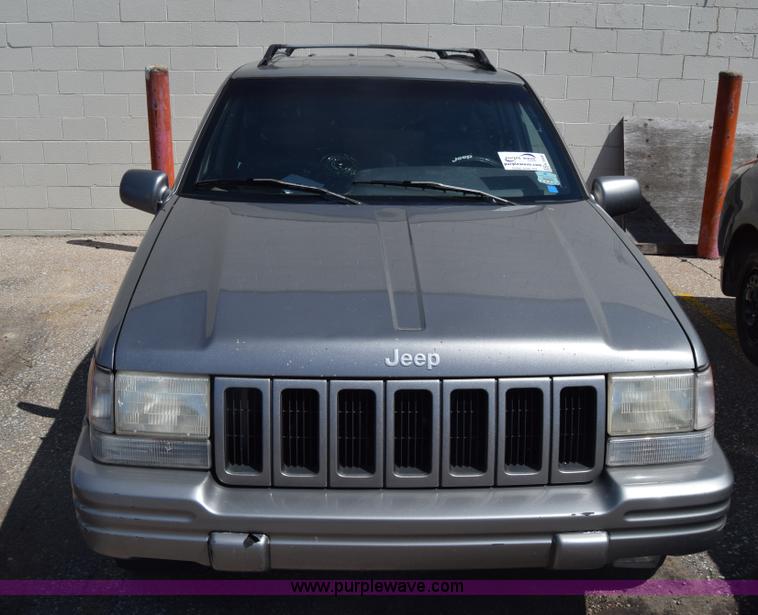 image for item K2908 1997 Jeep Grand Cherokee SUV