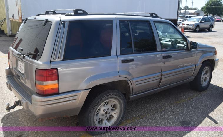 image for item K2908 1997 Jeep Grand Cherokee SUV