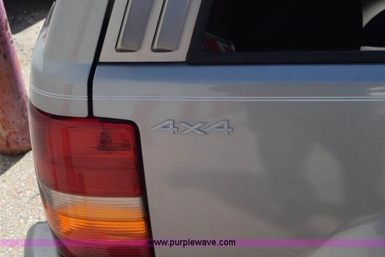 image for item K2908 1997 Jeep Grand Cherokee SUV