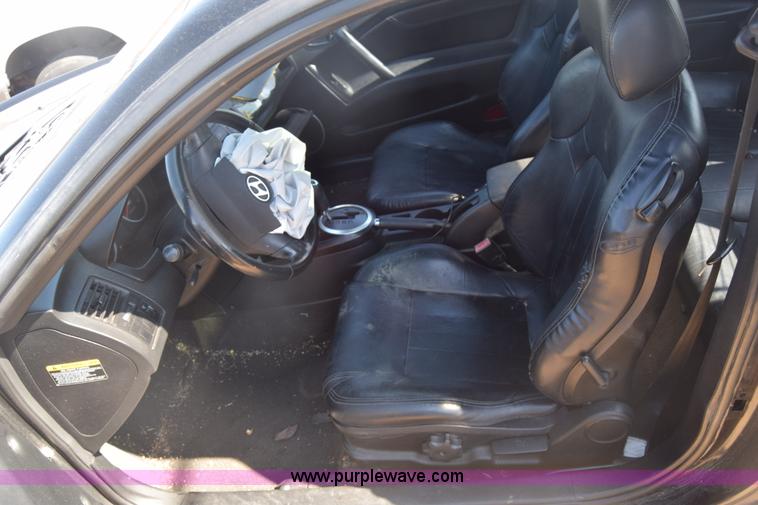 image for item K2910 2003 Hyundai Tiburon GT