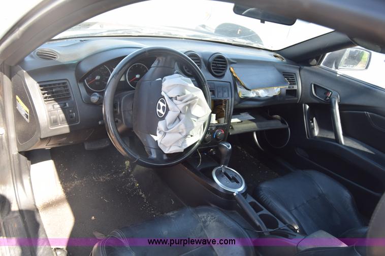 image for item K2910 2003 Hyundai Tiburon GT