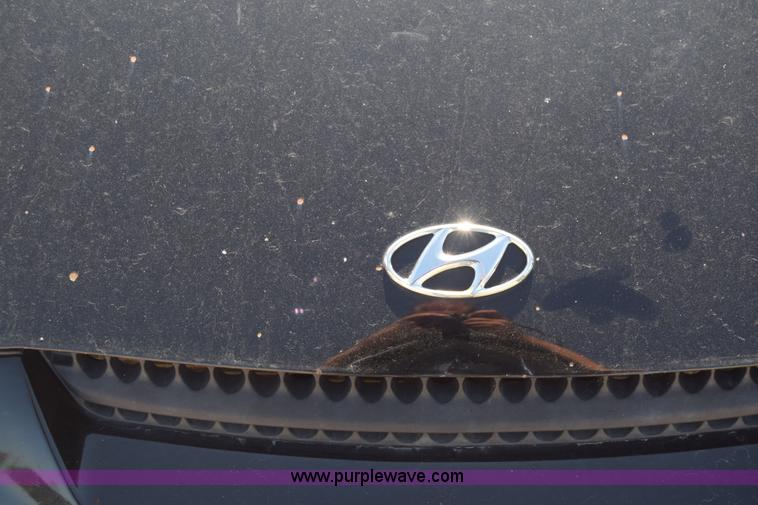 image for item K2910 2003 Hyundai Tiburon GT