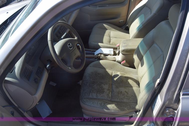 image for item K2913 2002 Mazda 626