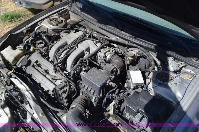 image for item K2913 2002 Mazda 626