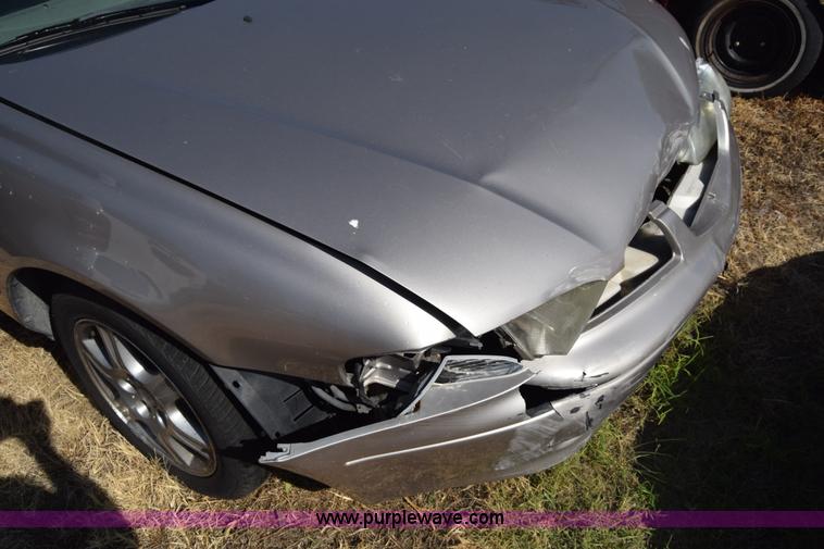 image for item K2913 2002 Mazda 626