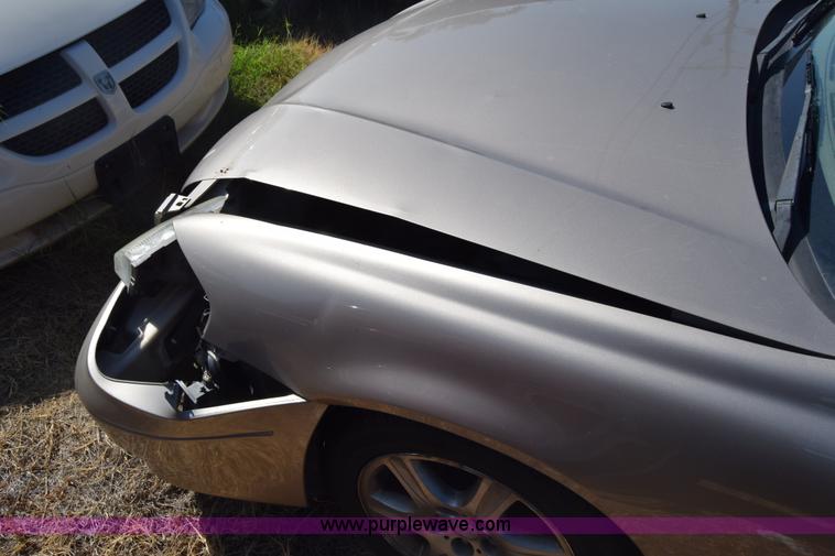 image for item K2913 2002 Mazda 626